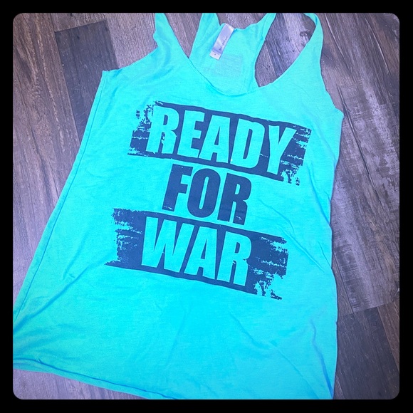 Gym top - Picture 1 of 2